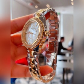 Диор DIOR VIII серия женские часы Циферблат с цифрой VIII виде яй