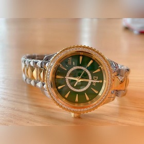 Диор DIOR VIII серия женские часы Циферблат с цифрой VIII виде яй