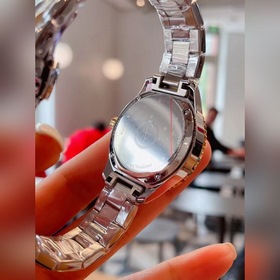 Диор DIOR VIII серия женские часы Циферблат с цифрой VIII виде яй