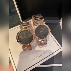 Dior Серия высокого ювелирного искусства Женские часы демонстрир