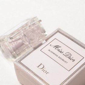 Название бренда： Dior Miss Dior Объем： 100 мл Страна производст