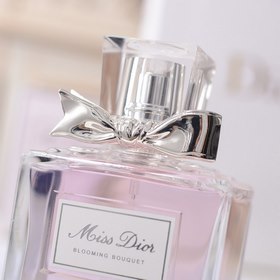 Название бренда： Dior/Диор Dior Miss Dior Blossom Тип парфюма： ED