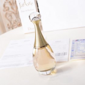 Бренд： Dior Parfums Dior Объем： 100 мл Тип парфюма： EDP Упаков