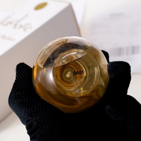 Бренд： Dior Parfums Dior Объем： 100 мл Тип парфюма： EDP Упаков