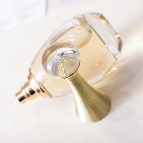 Бренд： Dior Parfums Dior Объем： 100 мл Тип парфюма： EDP Упаков