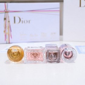 Набор Dior Объем： 4×30 мл С распылителем, Истинный я, 30 мл Цвето