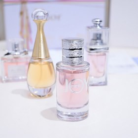 Набор Dior Объем： 4×30 мл С распылителем, Истинный я, 30 мл Цвето