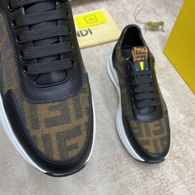 FENDI  Европейская модель для подиума. Спортивные кроссовки Верх