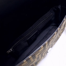 Fendi Сумка FEND1 Standard Baguette С квадратной откидной крышкой
