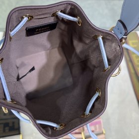 Мини-сумка FENDI Sunshine Светло-голубой С тисненым логотипом FE*