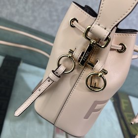 FENDI Mon Tresor маленькая сумка-бакет Изготовлена из светло-роз