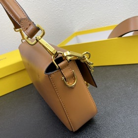 Сумка Fendi /Versace, модель： 2319#  Изготовлена из кожи бычка, 
