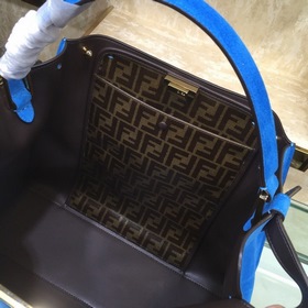 FENDI Мягкая сумка Peekaboo из матовой кожи Размер： 42 см