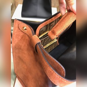 FENDI Мягкая сумка Peekaboo из матовой кожи Размер： 42 см