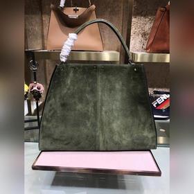 FENDI Мягкая сумка Peekaboo из матовой кожи Размер： 42 см