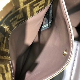 FENDI Мягкая сумка Peekaboo из матовой кожи С плечевым ремнем Раз