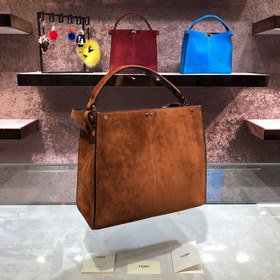 FENDI Мягкая сумка Peekaboo из матовой кожи С плечевым ремнем Раз