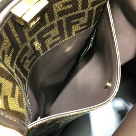 FENDI Мягкая сумка Peekaboo из матовой кожи С плечевым ремнем Раз