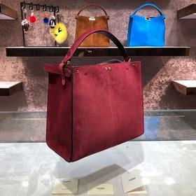 FENDI Мягкая сумка Peekaboo из матовой кожи С плечевым ремнем Раз