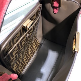FENDI Мягкая сумка Peekaboo из матовой кожи С плечевым ремнем Раз
