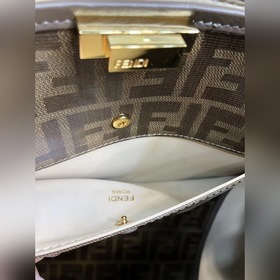 Сумка FENDI peekaboo Мягкая телячья кожа с логотипом FF Просторн