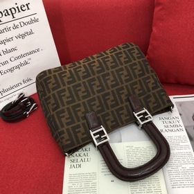Классическая сумка FENDI с большой буквой F Модель： 2266 Внутри 