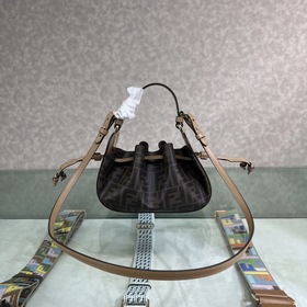 FENDI POMODORIN0 Коричневая мини-сумочка Модель S509 Изготовлена