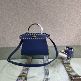 FENDI Peekaboo синяя сумка маленького размера Изготовлена из кож
