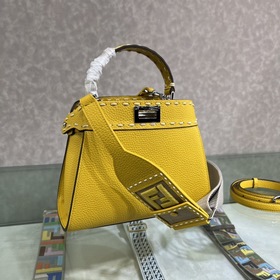FENDI Peekaboo желтая сумка маленького размера Изготовлена из ко