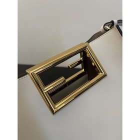 FENDI Way маленькая сумка бежевого цвета Изготовлена из телячьей