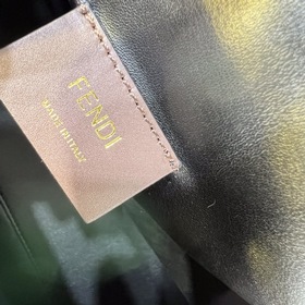 FENDI First большая сумка Изготовлена из фланели с вышитым узором