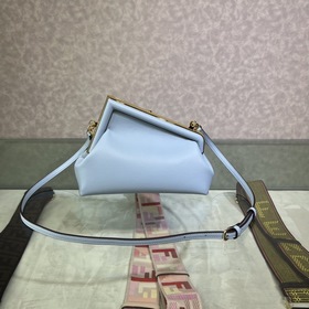 FENDI First маленькая сумка светло-голубого цвета Изготовлена из 