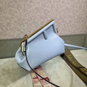FENDI First маленькая сумка светло-голубого цвета Изготовлена из 