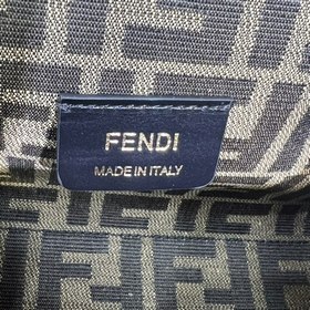 FENDI First маленькая сумка светло-голубого цвета Изготовлена из 
