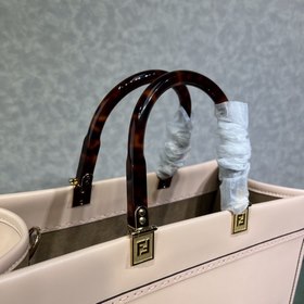 Средняя сумка FENDI Sunshine из светло-розовой кожи Сумка-тоут Из