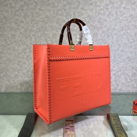 Сумка FENDI Sunshine среднего размера из красной кожи Сумка-тоут 