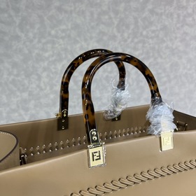 Средняя сумка FENDI Sunshine из кожи бежевого цвета Сумка-тоут Из