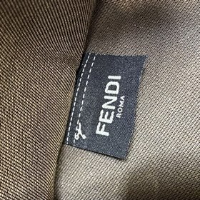 FENDI Sunshine Большая сумка из бежевого полотна С тисненым лого
