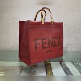 FENDI Большая сумка для покупок с ручками, бордо Изготовлена из и