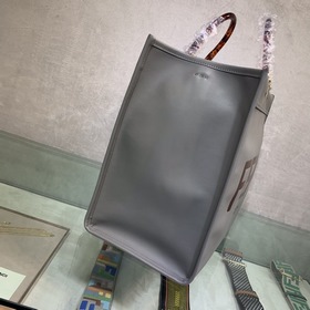 FENDI Большая сумка для покупок Sunshine, серая Изготовлена из им