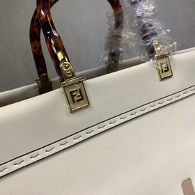 FENDI Большая сумка для покупок Sunshine, белая Изготовлена из им