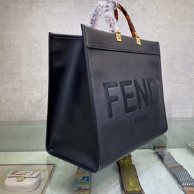 FENDI Большая сумка для покупок Sunshine, черная Изготовлена из и