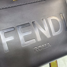 FENDI Большая сумка для покупок Sunshine, черная Изготовлена из и