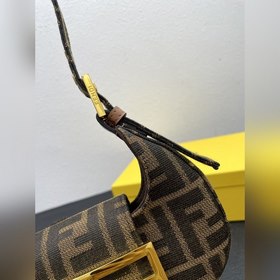 Fendi Cookie мини-сумка в форме полумесяца, модель： 2321# Изготов