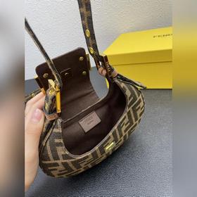 Fendi Cookie мини-сумка в форме полумесяца, модель： 2321# Изготов