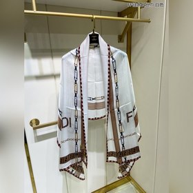 FENDI Длинный шарф с цепочкой FF  100% шелк высшего качества От