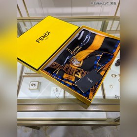 FENDI Длинный шарф с цепочкой FF  100% шелк высшего качества От