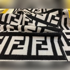 Fendi/Фенди Серия с двойным логотипом F 95% шерсть + 5% шелк FF 