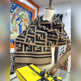 Fendi/Фенди Серия с двойным логотипом F 95% шерсть + 5% шелк FF 