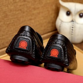 Ferragamo Новые туфли-ботинки черного цвета Импортная кожаная пов